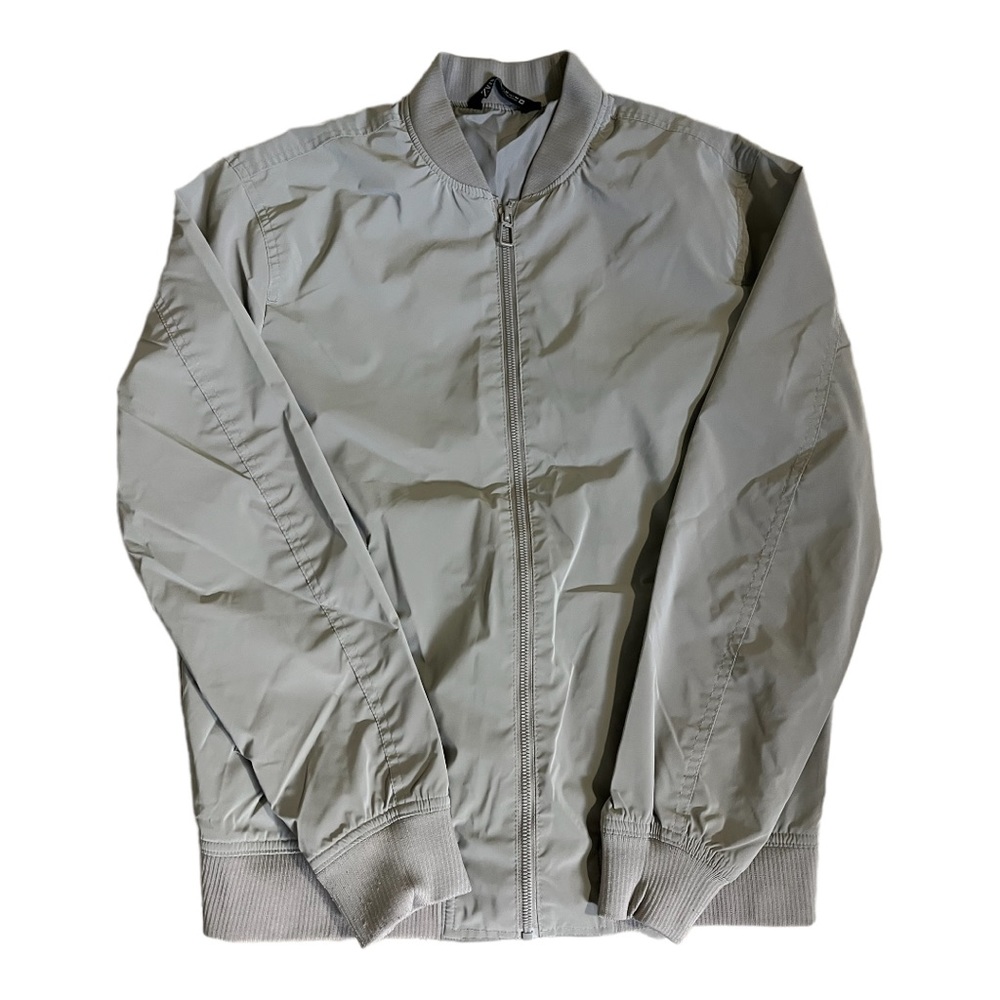 Zara Men’s Basic Bomber Jacket